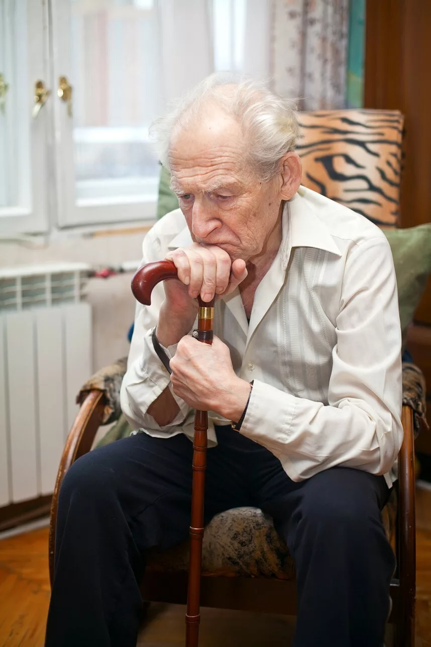 Moving Into a Care Home: Should You Wait Until the Last Moment?