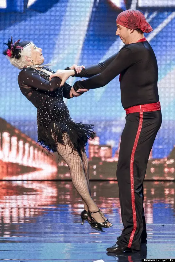 Incredible: The Performance of an 80-Year-Old Dancer!